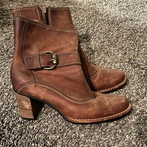 Indigo Brown Heeled Boots with Buckle